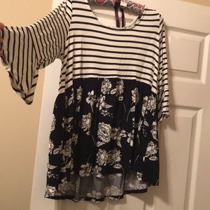 Black and white baby doll top